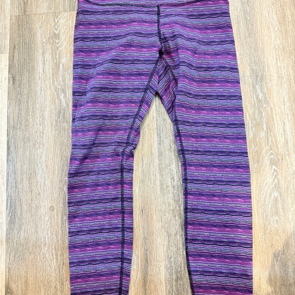 Lululemon High Times Tight 2  -Space Dye Twist Ultra Violet 25” - Picture 3 of 3